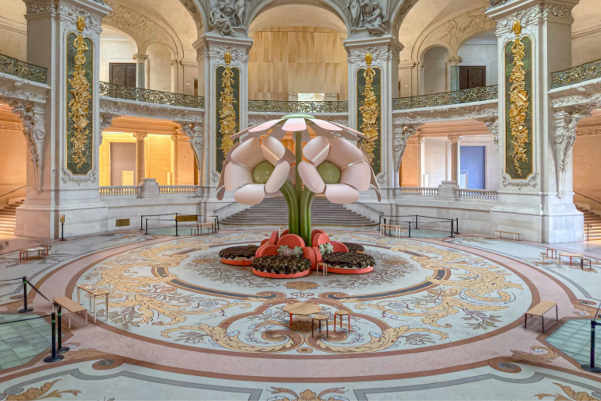 Quando uma flor ocupa a arquitetura: Le Grand Bouquet transforma o Grand Palais em uma experiência de design
