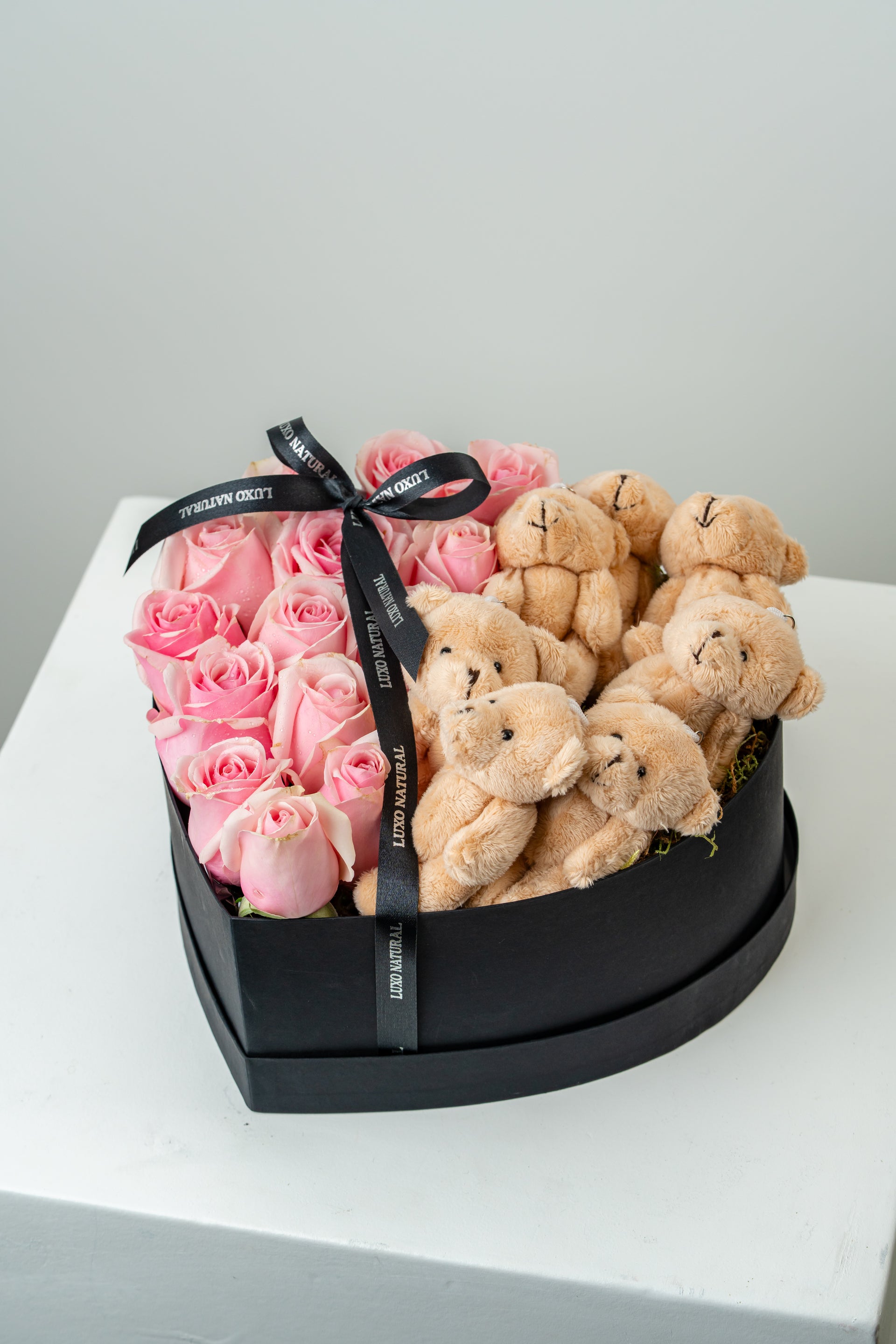 Box Coração Rosas com Mini Ursos