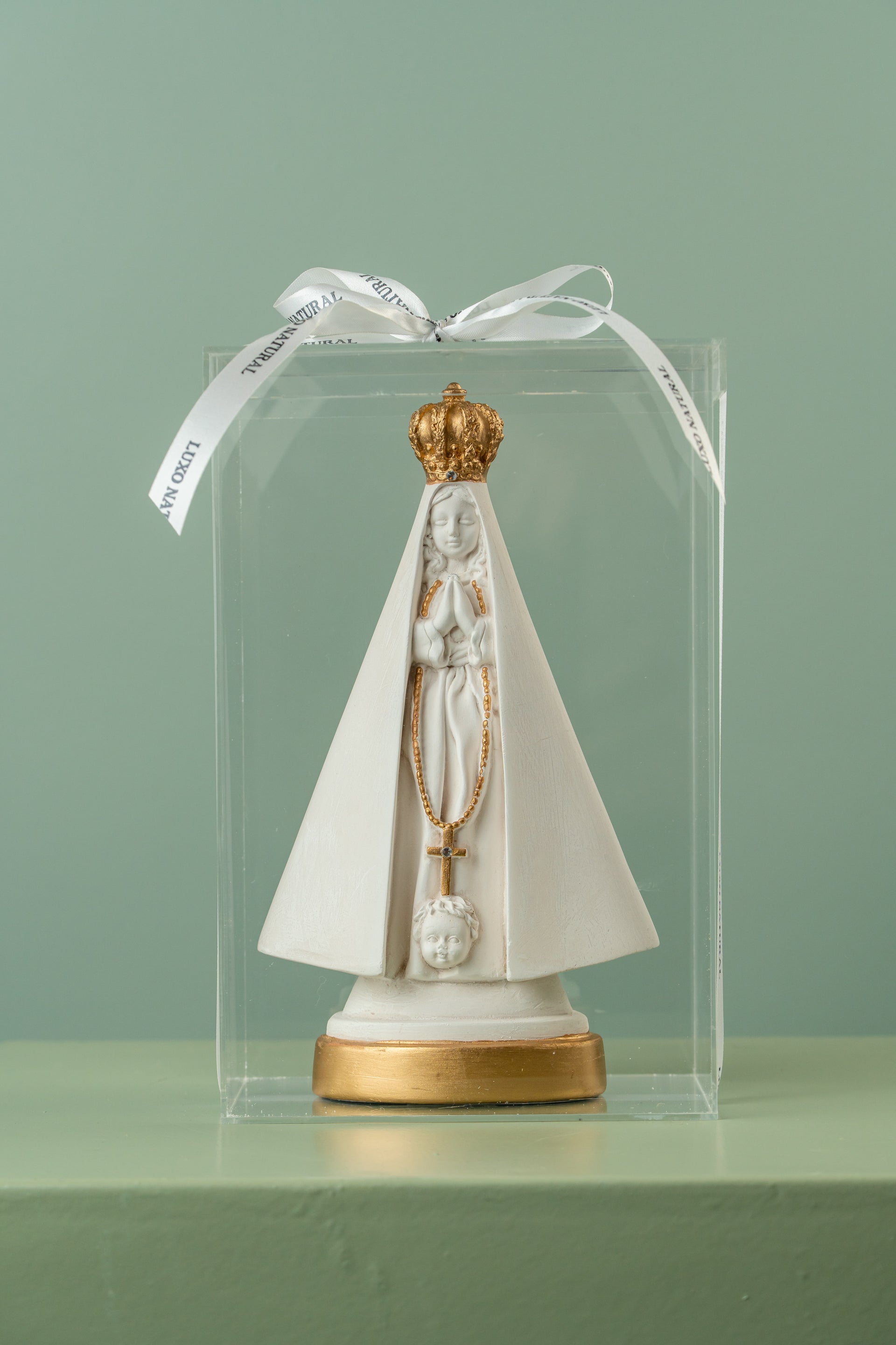 Nossa Senhora Aparecida em Caixa de Acrílico — Imagem Sacra Premium | Luxo Natural