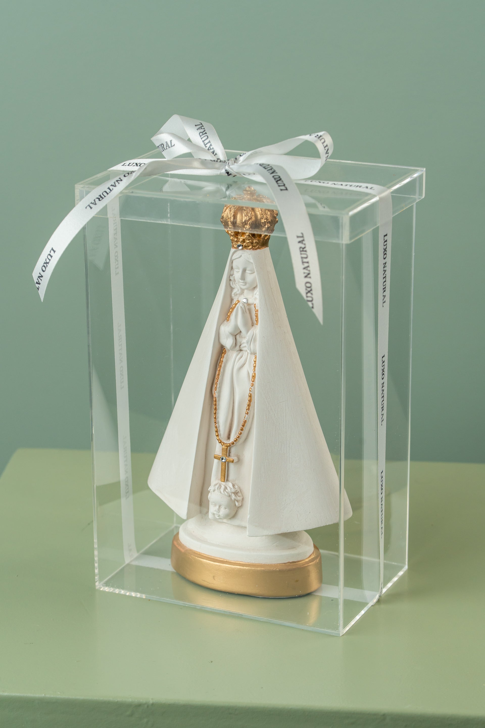 Nossa Senhora Aparecida em Caixa de Acrílico — Imagem Sacra Premium | Luxo Natural