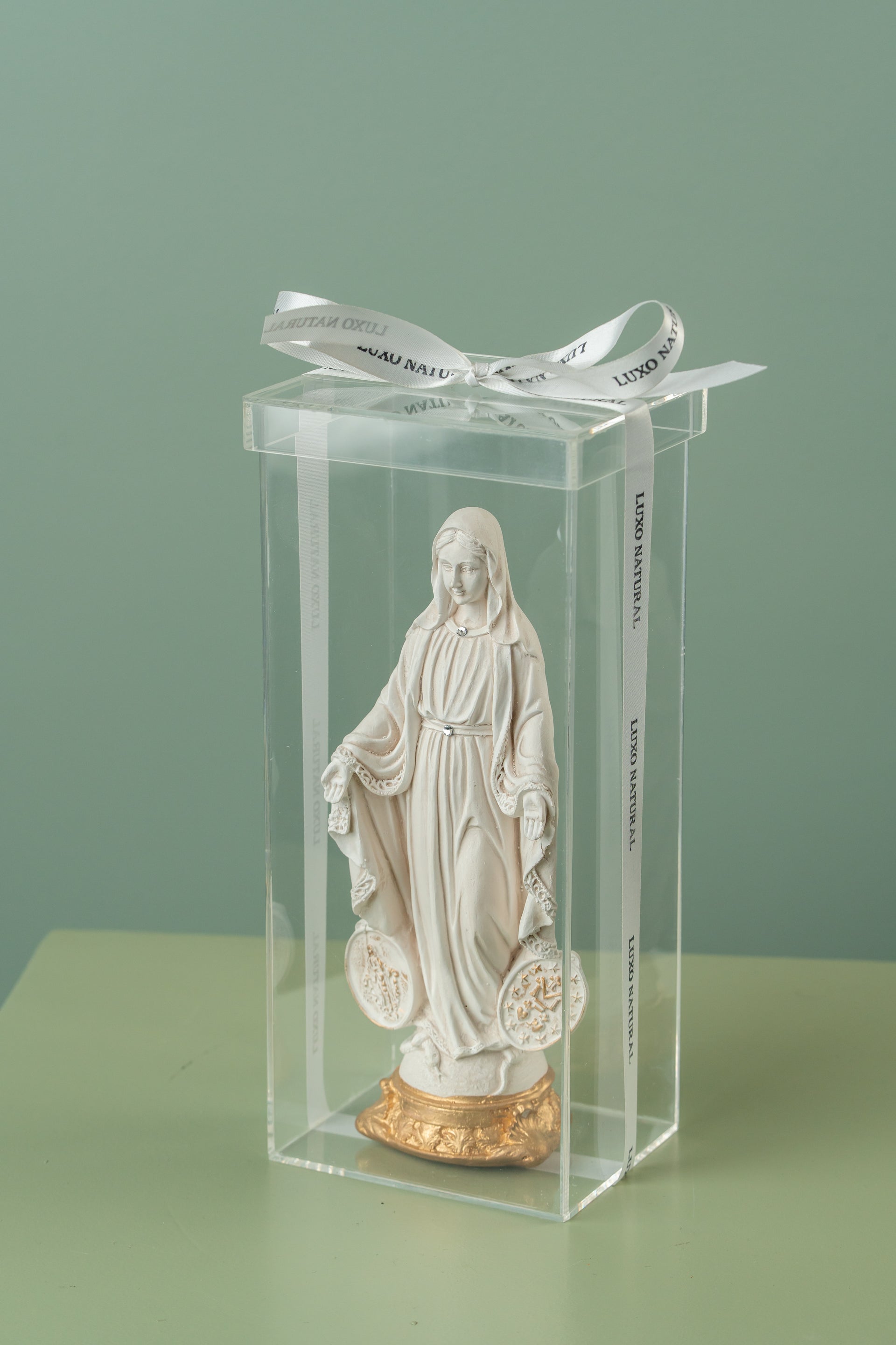 Nossa Senhora das Graças em Caixa de Acrílico — Imagem Sacra Premium | Luxo Natural