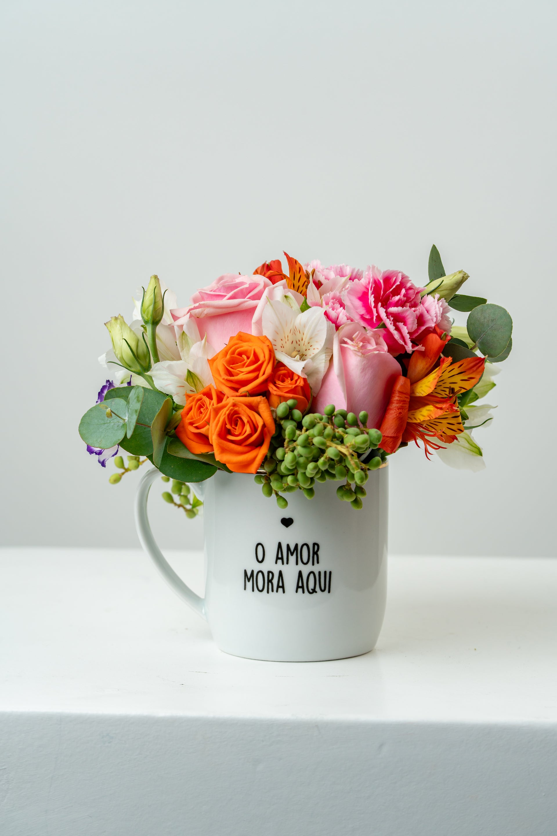 Caneca com Mix de Flores ou Rosas