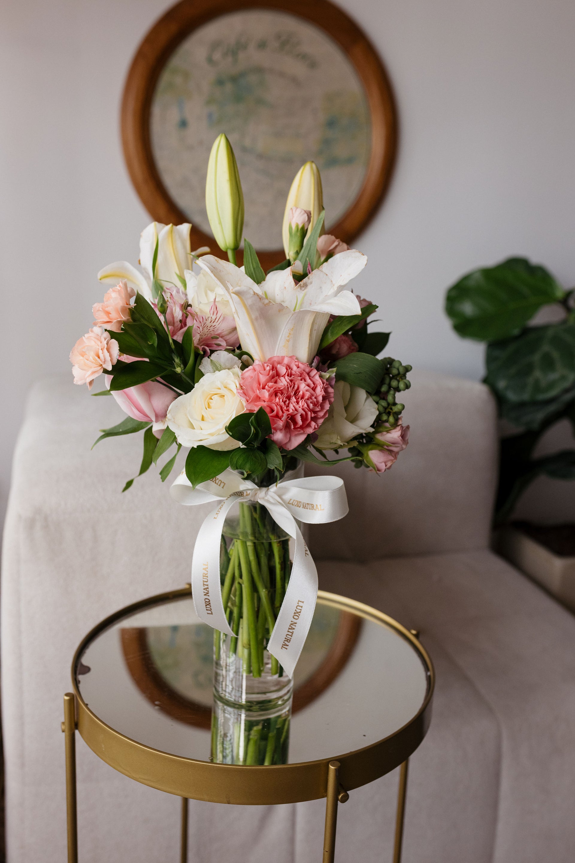 Cilindro Mix de Flores — Arranjo em Vaso Cilíndrico com Flores | Luxo Natural