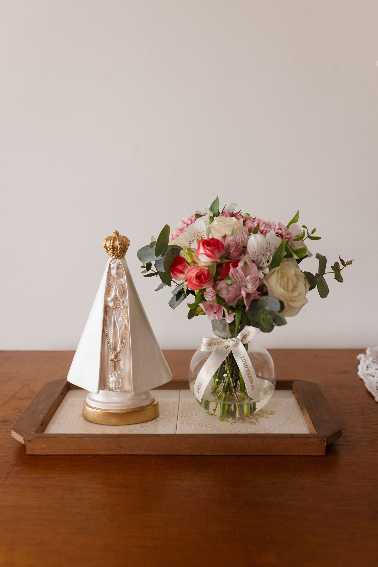 N. Sra. Aparecida Perolada — Imagem Sacra Premium para o Dia das Mães | Luxo Natural