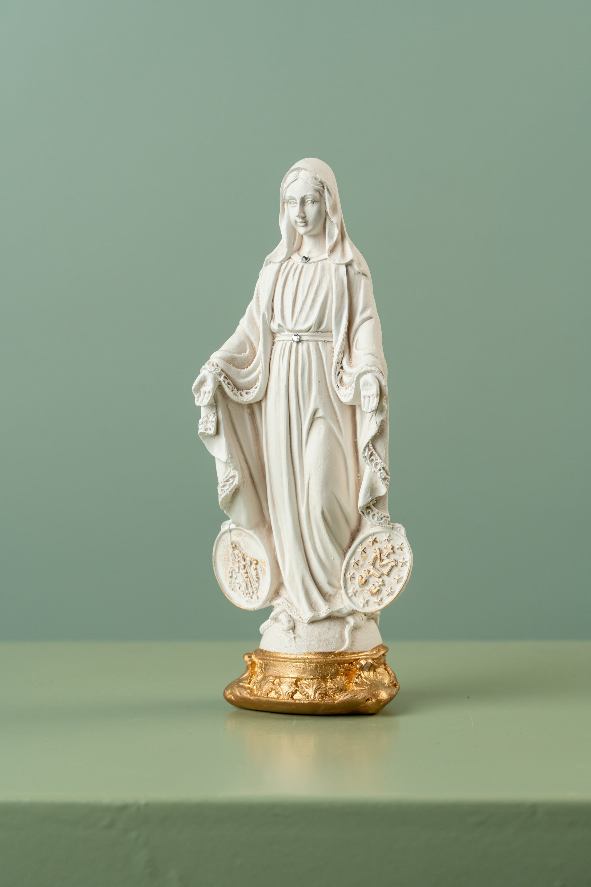Nossa Senhora das Graças  | Luxo Natural