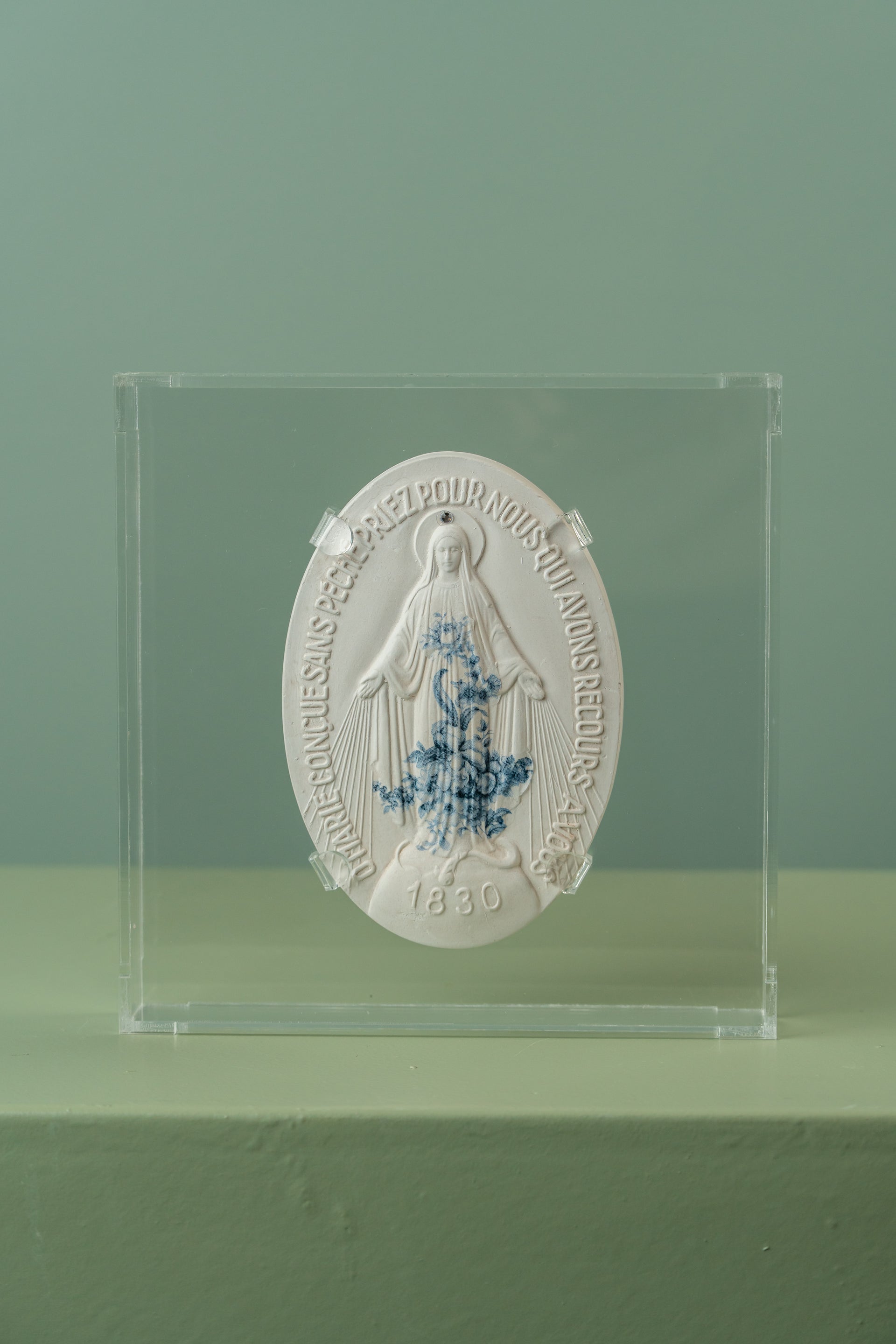 Placa Nossa Senhora das Graças — Placa Decorativa Acrílico | Luxo Natural